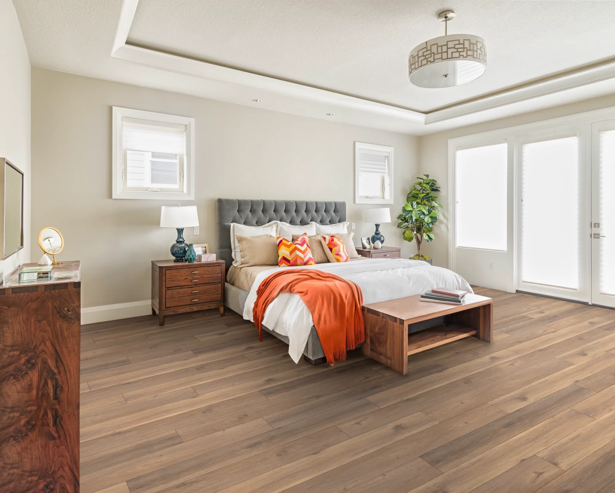 Product image for Virage vinyl flooring plank (SKU: 4003) in the Solid State product line from Urban Surfaces